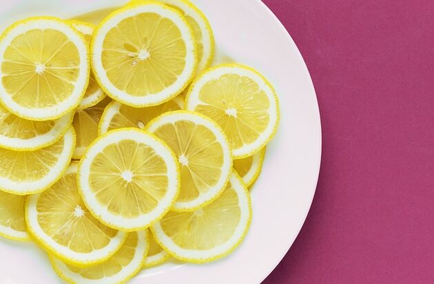 Lemon contains vitamin C, which is a potential stimulant